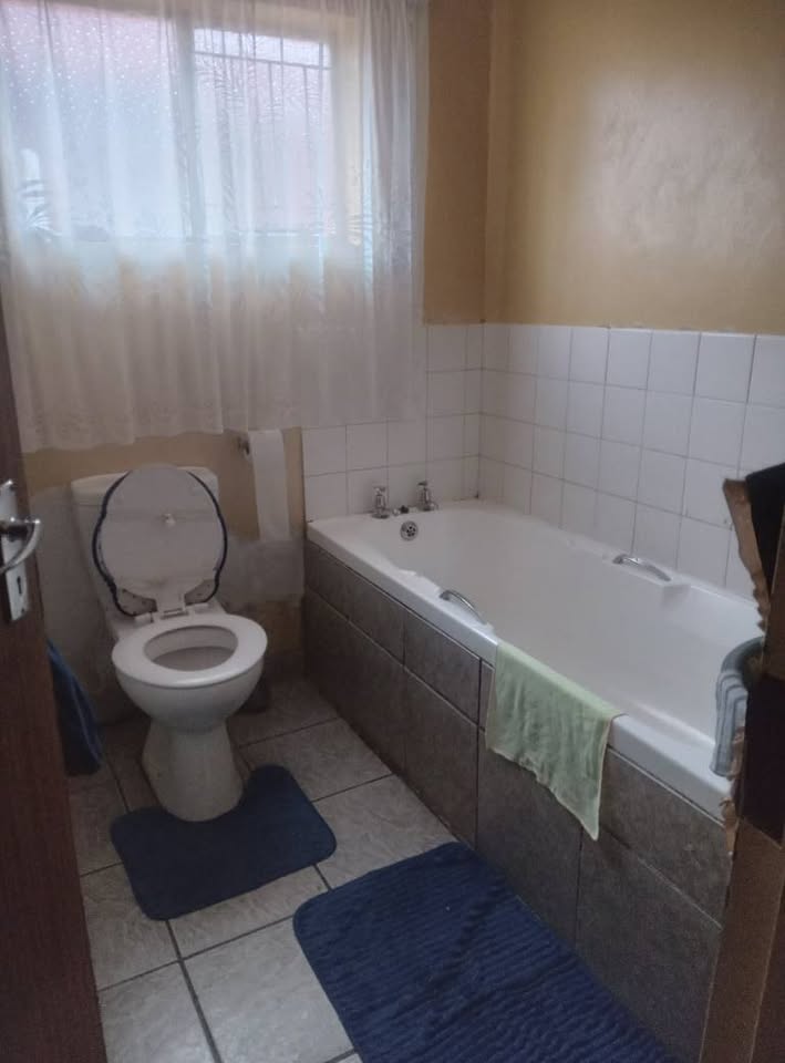 4 Bedroom Property for Sale in Blomanda Free State